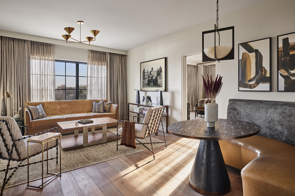 Roan Suite Fort Worth Bowie House