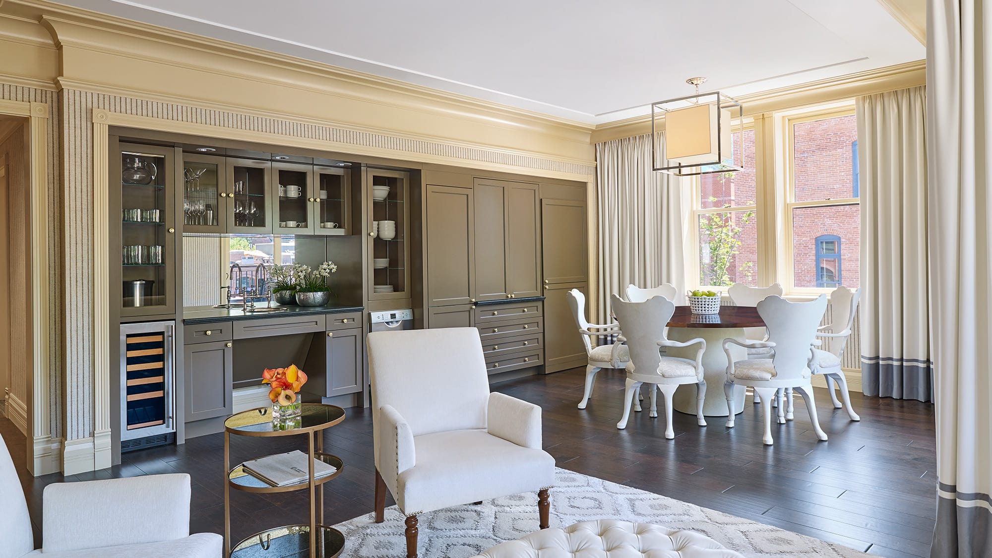 Deluxe Rooms & Suites Galleries Hotel Jerome