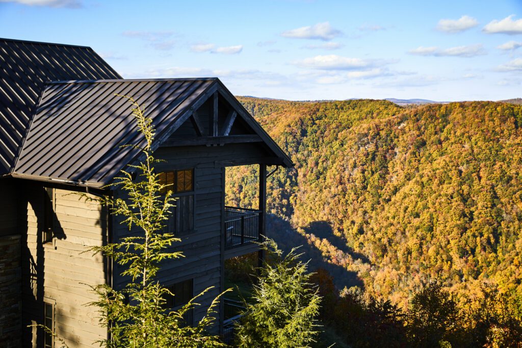 Pinnacle Room King Primland